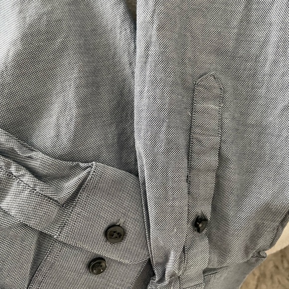 Mens button up - Picture 4 of 6